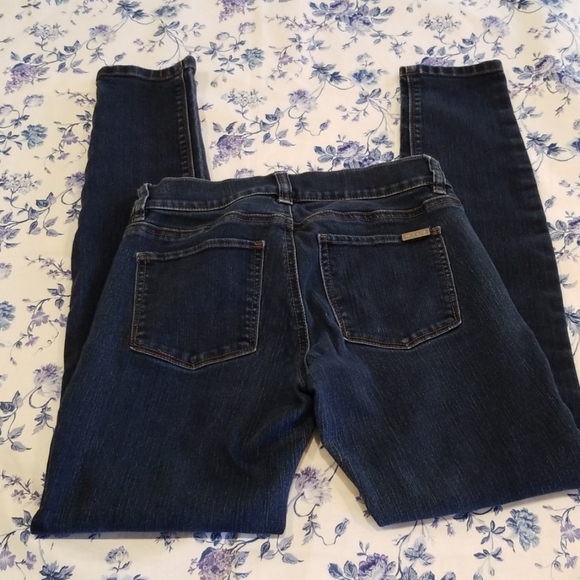 White House/Black Market Skinny Leg - Picture 2 of 3